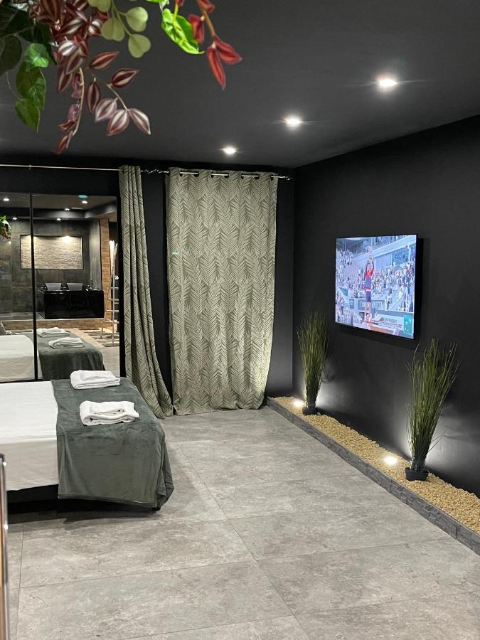 & Exotic - Balneo - Sauna - Parking * Clermont-Ferrand